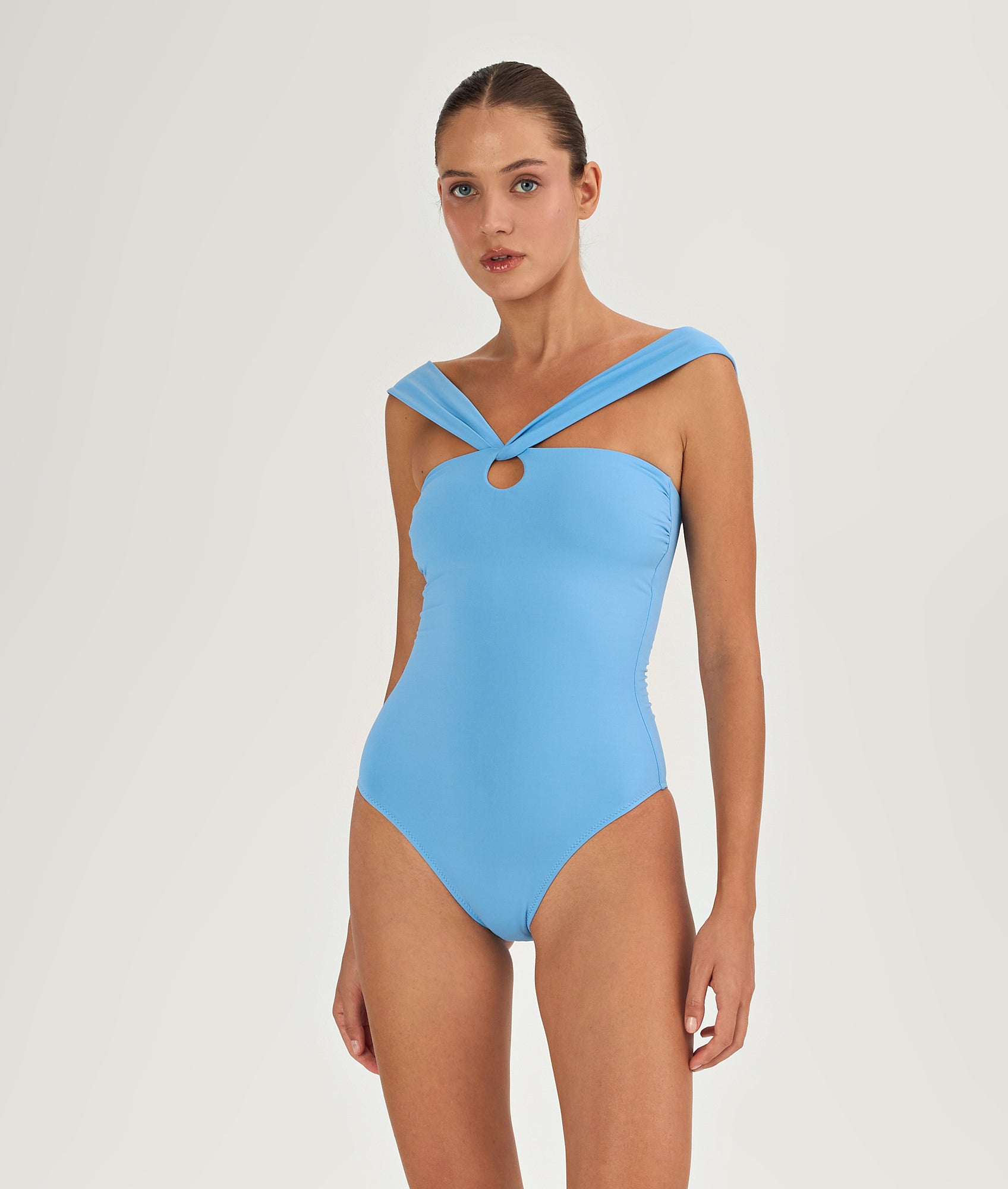 YOLANDA ONE PIECE | BLUE