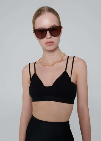 DOUBLE LAYRERED RIBBED BRALETTE.