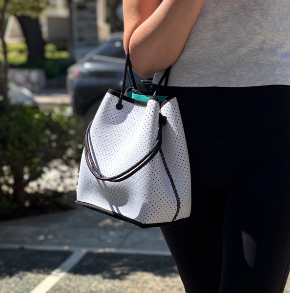 DUO BUCKET | WHITE & JELLY MINT