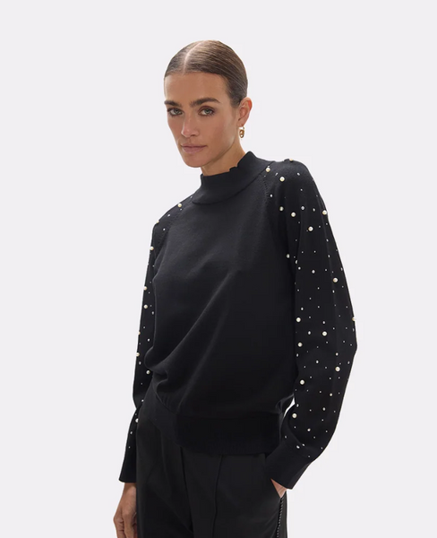 GOGOS KNIT TOP