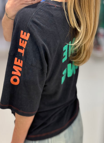 PAULA T-SHIRT | CARBON