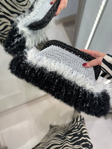 CRUELLA CLUTCH