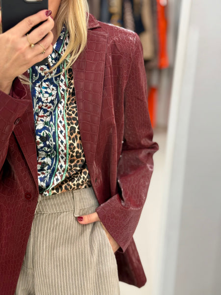 CROCO BLAZER | BURGUNDY