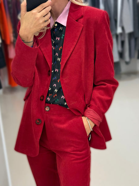 MAROON BLAZER