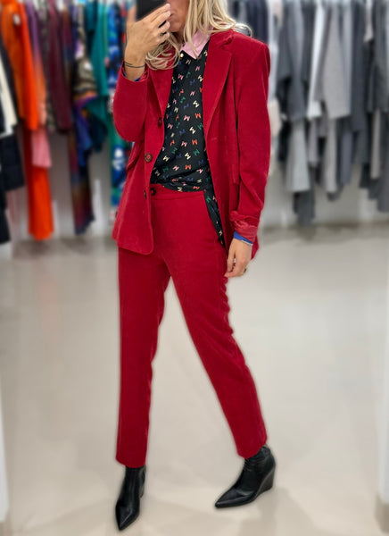 MAROON BLAZER