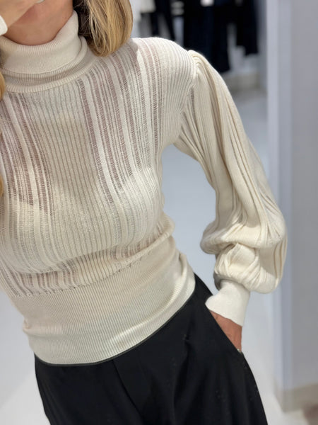 HIGH NECK BLOUSE | GARDENIA