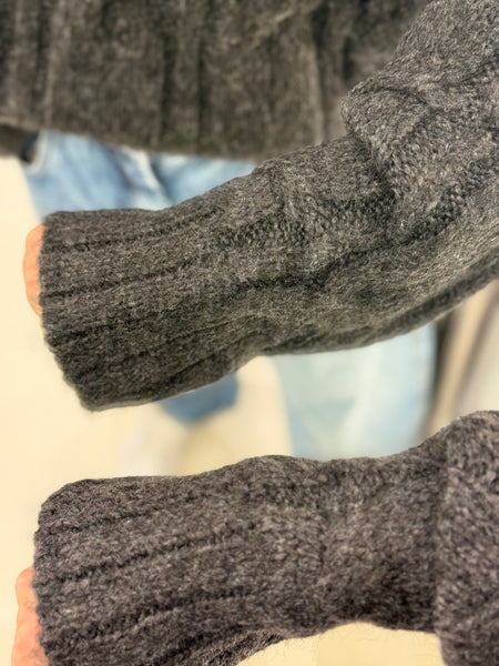 TAFFIE SWEATER | DARK GREY