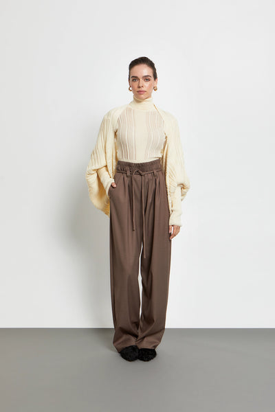 UNWRITTEN LETTERS TROUSERS WITH ELASTIC BAND | MOCHA