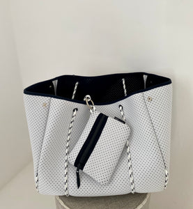 TOTE BAG | WHITE WITH BLACK