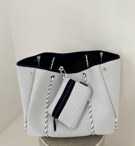 TOTE BAG | WHITE WITH BLACK