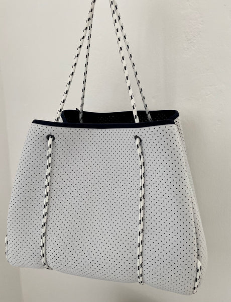 TOTE BAG | WHITE WITH BLACK