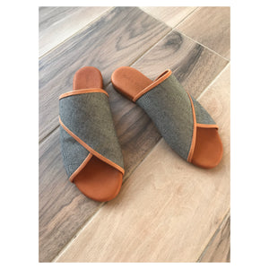 EN OIKO FLAT SLIPPERS